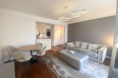 Appartement d'exception avec terrasse, entièrement rénové, première occupation - Photo 4