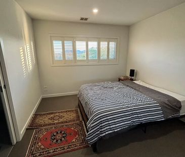 Altona North - Photo 4