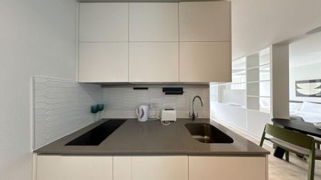 Studio to rent - Photo 2