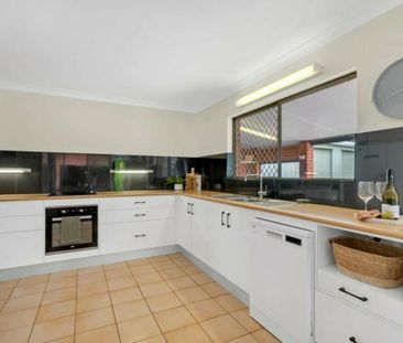 SOLID AS A ROCK!!!! - Photo 3