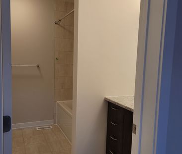 For Lease - 12 Focality Crescent, Barrhaven, Ontario - Photo 5