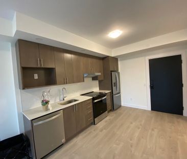 For Lease - 3220 William Coltson Avenue Unit# 1217, Oakville, Ontario - Photo 3