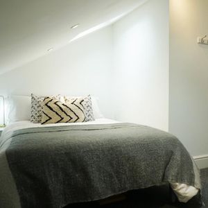 5 bedroom house to rent - Photo 2