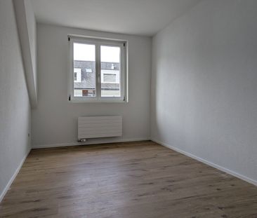 4 Zimmer, 76 m², 2. Stock - Photo 1