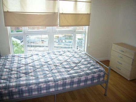 Hatton Place - Bedroom - Unfurnished - Central Luton, LU2 - Photo 3