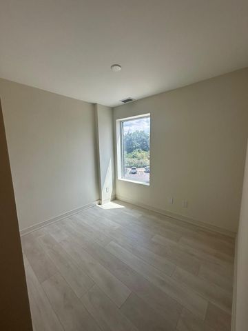 For Lease - 8010 Derry Road Unit# 204, Milton, Ontario - Photo 3