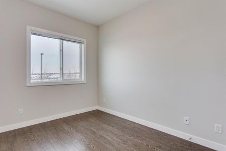 Charming 2 Bed Condo For Rent In Serene Sage Hill. - Photo 2