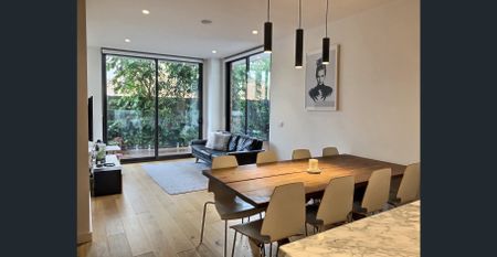 Apartment living at its best - Photo 4