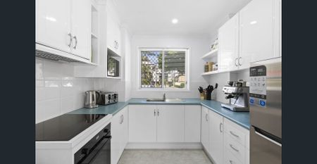 Bright, Private & Low-Maintenance 1 Bedroom Granny Flat - Photo 4