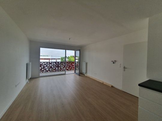 Location Appartement 48m² VALENCIENNES 59300 - Photo 1