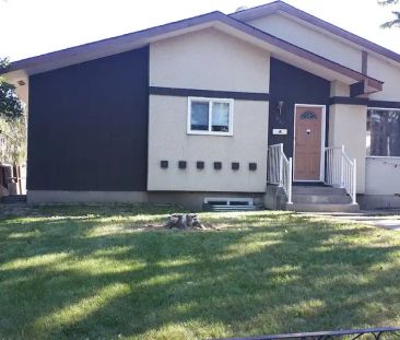 3 Bedrooms and 1.5bathroom main floor house for rent in Marlborough NE in Sept. | 990 Marcombe Drive Northeast, Calgary - Photo 1