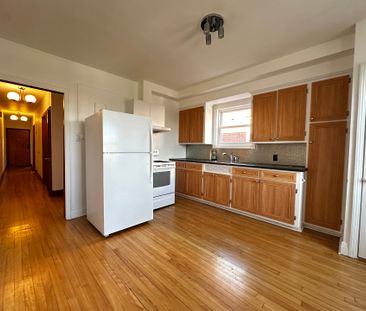 2490 Rue Sherbrooke E., Montréal (Ville-Marie), QC H2K - Photo 2