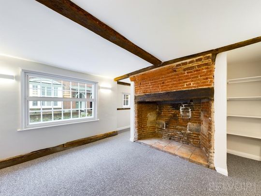 2 bedroom semi-detached house to rent - Photo 1