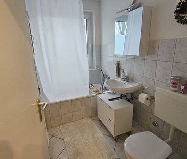 Sehr schöne helle 2 Zi.-Whg. ca. 60qm in der Helgolandstrasse 13, F... - Photo 6