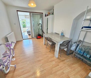 3 bedroom house to rent - Photo 3