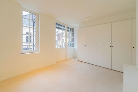 Luxueus gerenoveerd appartement aan de reien in het hart van Brugge - Photo 4