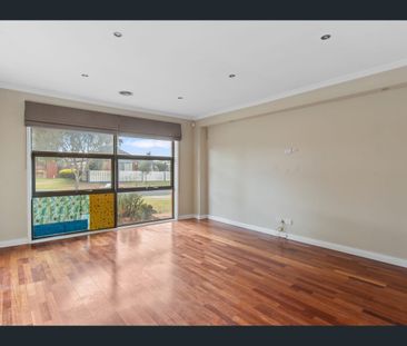 4 Vernon Ct, Hoppers Crossing, Vic 3029 - Photo 1