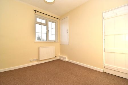 Chalks Road, Witham, Essex, CM8 2BT - Photo 2