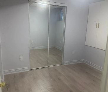 5349 Tenth Line W #Basement - Photo 3