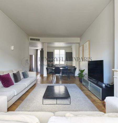 Appartement • Triangle d'Or - Photo 2