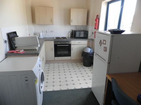 Queen Charlotte Street, Bristol - Photo 5