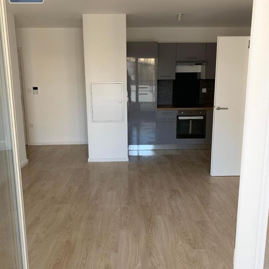 Location Appartement 2 pièces 44m² ISTRES 13800 - Photo 1