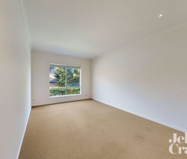 2/4-6 Smyth Street, Mount Waverley - Photo 6