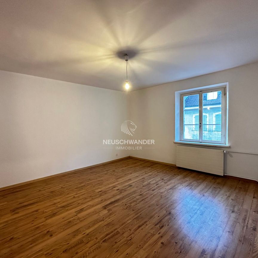 Appartement de 2.5 pièces à louer dans la vielle ville de Porrentruy - Photo 1