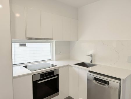 MODERN TWO BEDROOM GRANNY FLAT - Photo 2