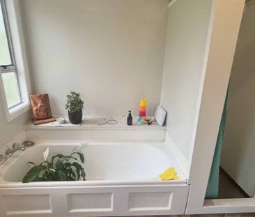 3 Bedroom Home - Photo 3