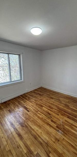 2 CH - 1 SDB - Montréal - $1,500 /mo - Photo 1