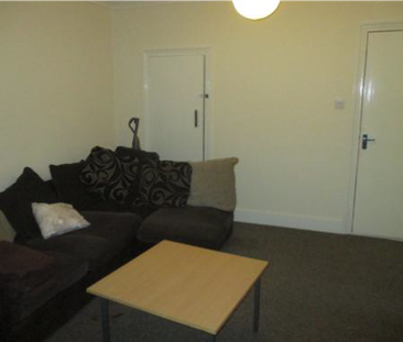 83 Hughenden Road - Photo 1