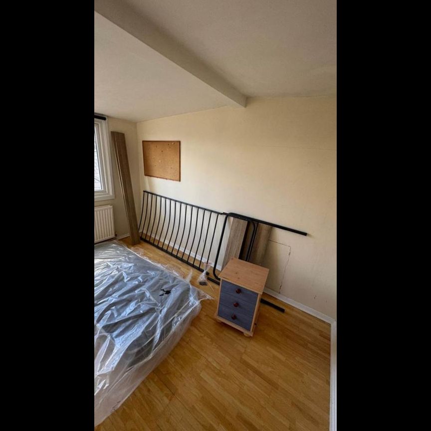 Room in a Shared House, Welbeck Avenue, SO17 - Photo 1