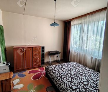 Kiadó átlagos állapotú panel lakás - Győr - Fotó 1