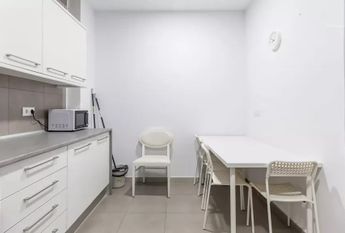 Carrer Almirall Cadarso, Valencia, Valencian Community 46005