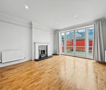 3 bedroom townhouse to rent - Photo 2