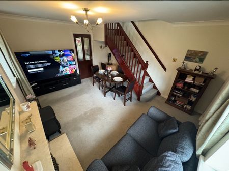 2 Bed Semi-Detached House, Amberley Close, L6 - Photo 2