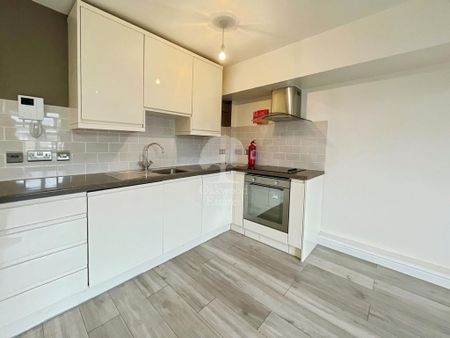 1 bedroom flat to rent - Photo 2