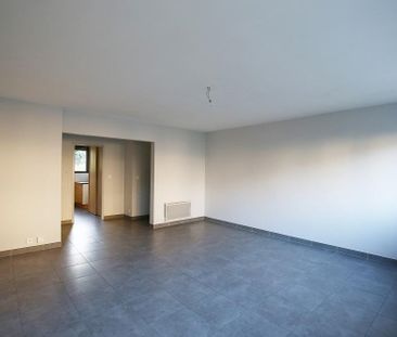 Location Appartement 4 pièces 79m² MILLAU 12100 - Photo 1