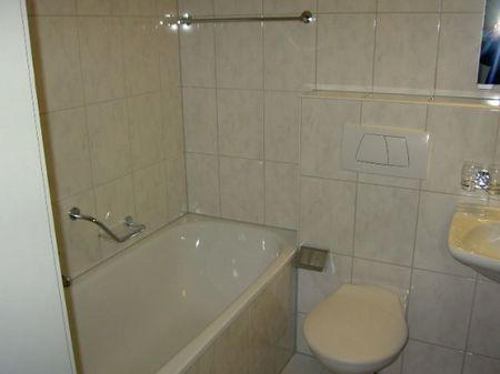 Beautiful 3.5-room apartment, quiet location - Photo 4