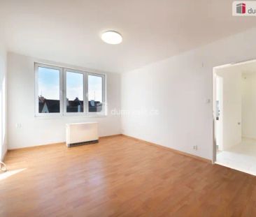 K pronájmu, zděný byt 2+1 s balkónem v nejvyšším podlaží + sklep, u... - Photo 1