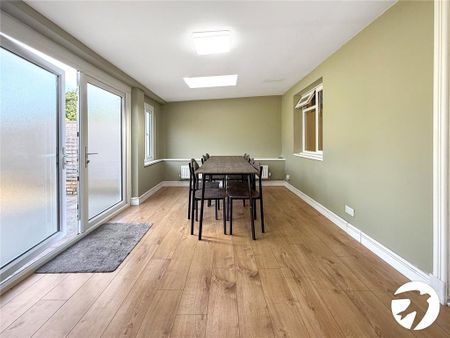 3 bedroom bungalow to rent - Photo 4