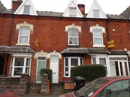 4 bedroom terraced house to rent - Photo 3