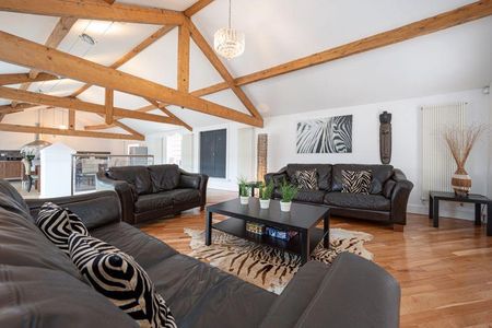 3 bedroom detached house to rent - Photo 4