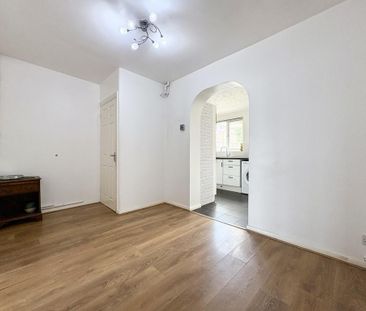 3 bedroom house to rent - Photo 3