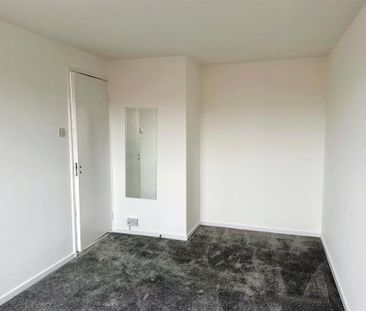 3 bedroom house to rent - Photo 3