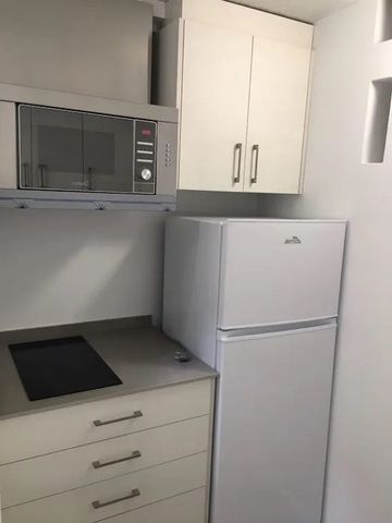 Carrer Muñiz y H. de Alba, Valencia, Valencian Community 46022 - Photo 2