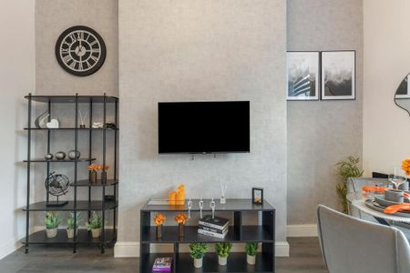 1 bedroom serviced apartment to rent - Photo 3