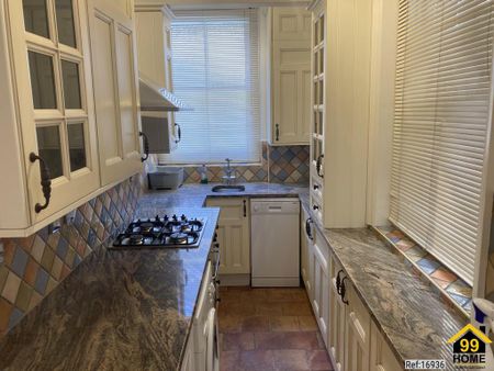 2 bedroom flat to rent - Photo 5