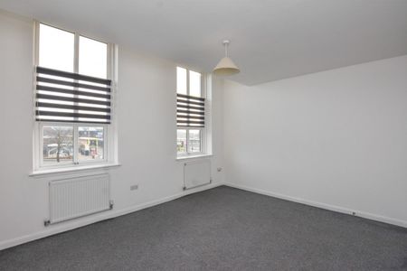 1 bed Apartment for Rent - Photo 2